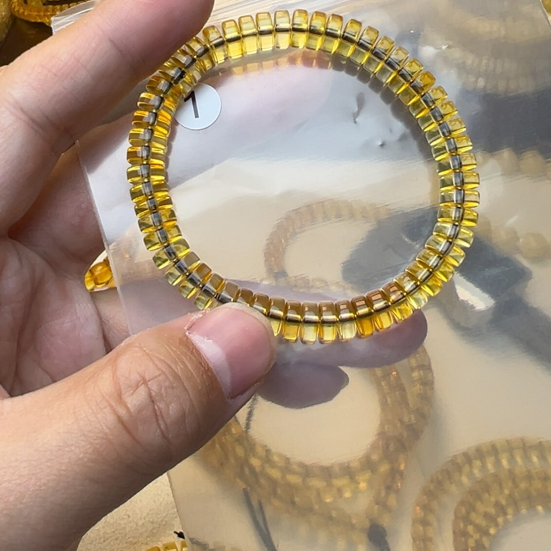 琥珀裸石未镶嵌7.4药片金珀 1