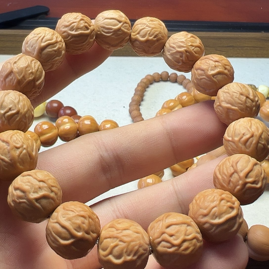 猴头核桃吊坠全品猛男大毒液