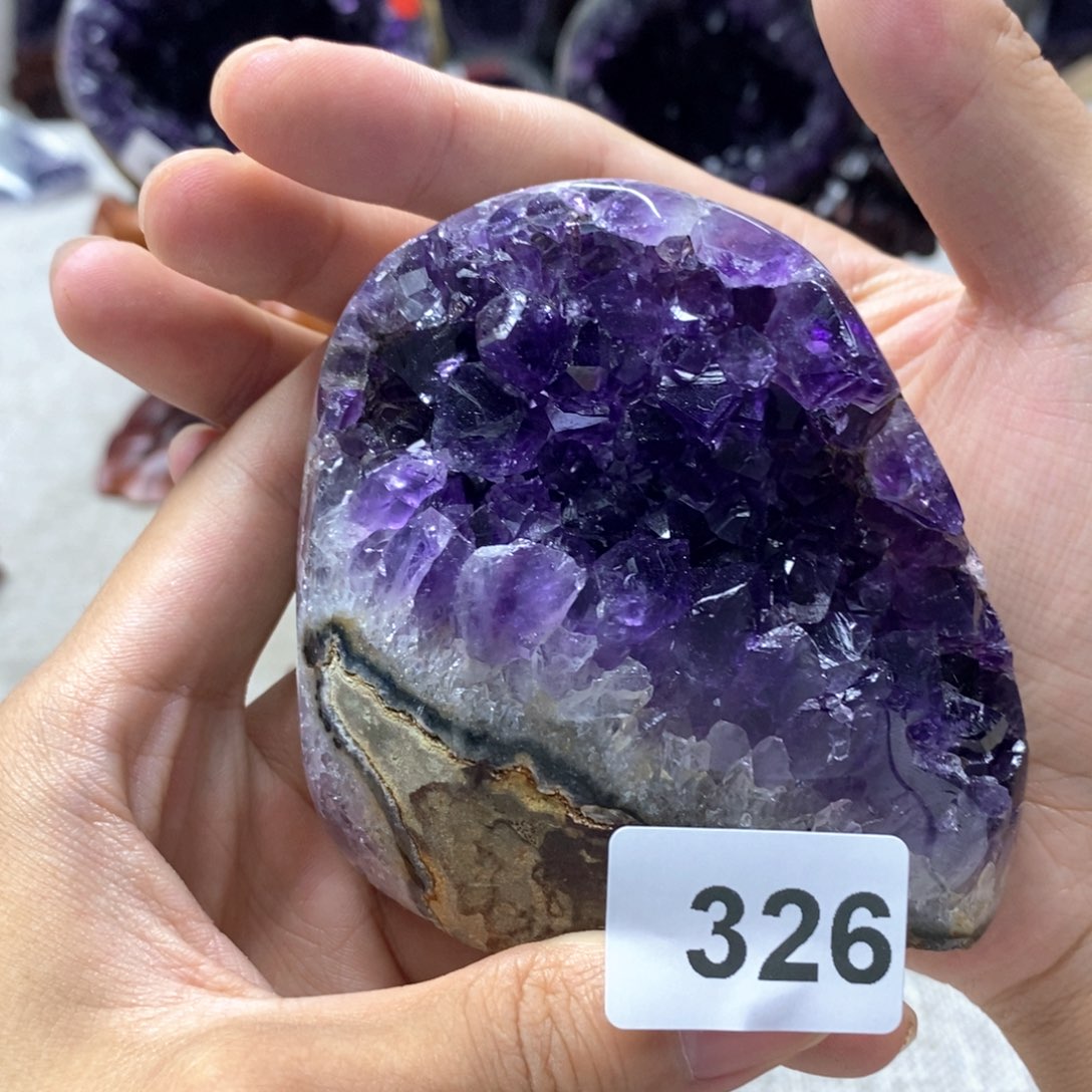 大型摆件（非配饰）未镶嵌水晶