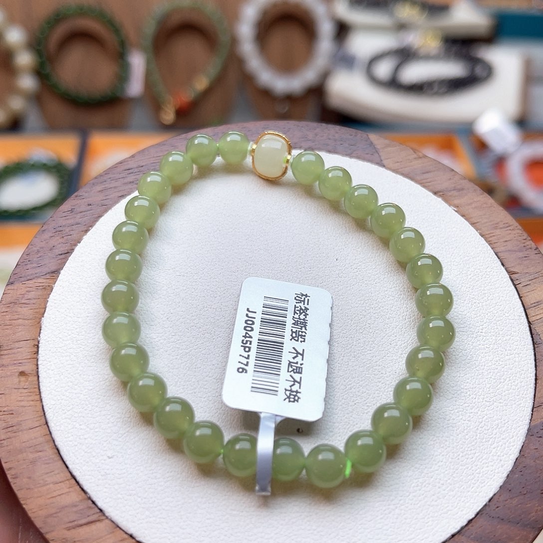 和田玉未镶嵌手串A8卡6