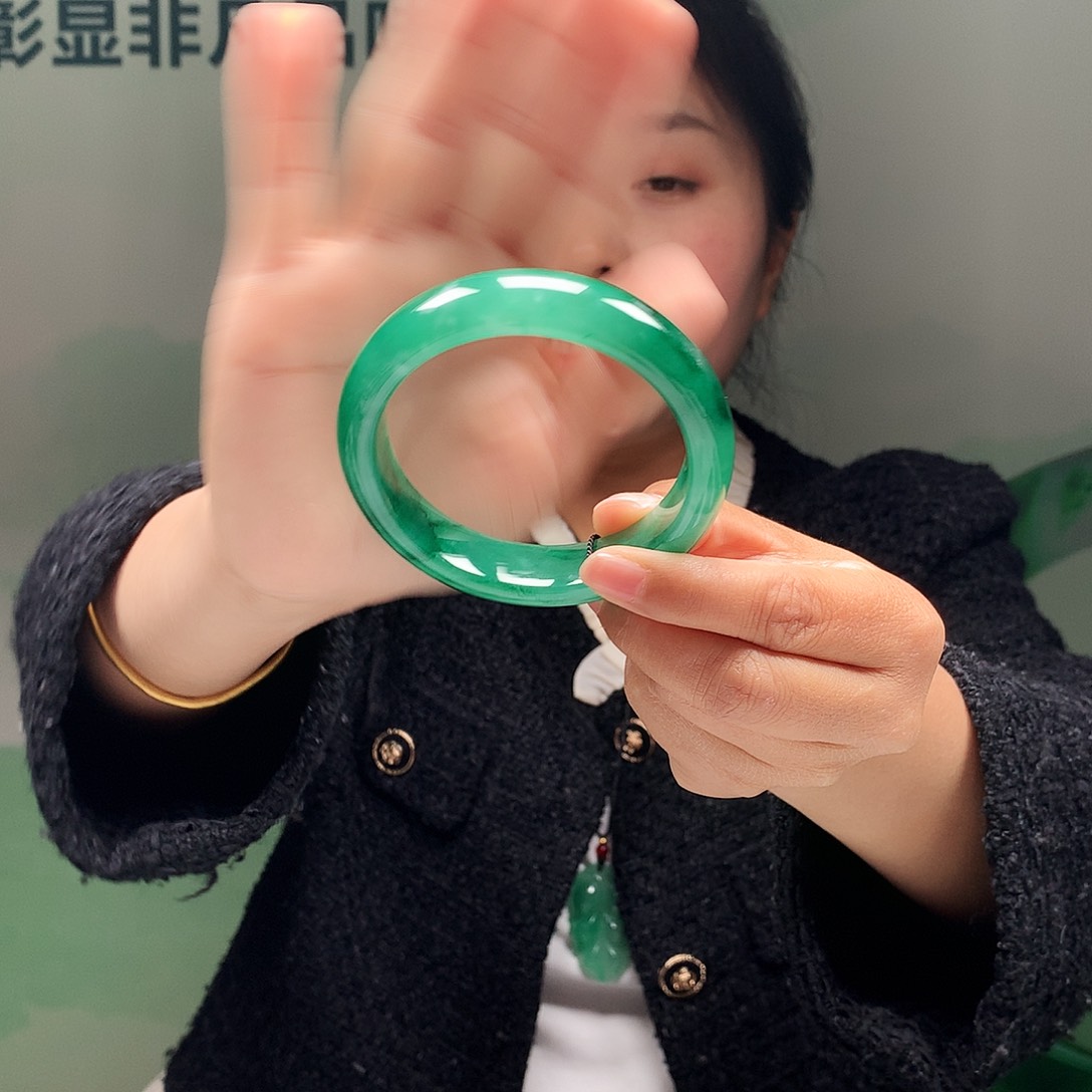 石英质玉手镯合金