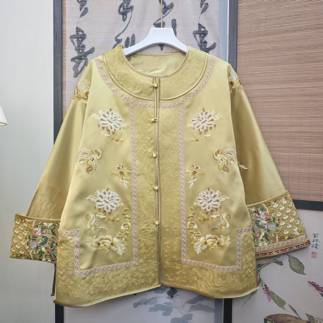 古装刺绣圆领长袖黄色单排扣双层上衣对襟刺绣 外套