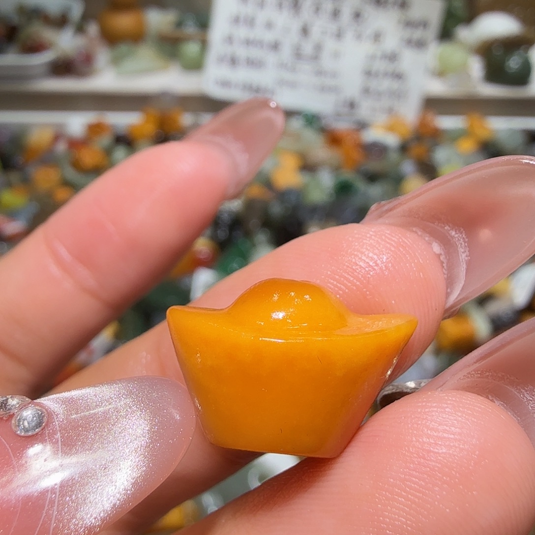 和田玉未镶嵌珠宝奇石