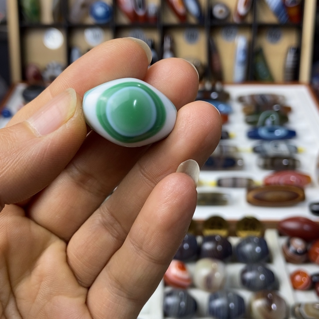 未镶嵌颈饰玛瑙/玉髓奇***姐