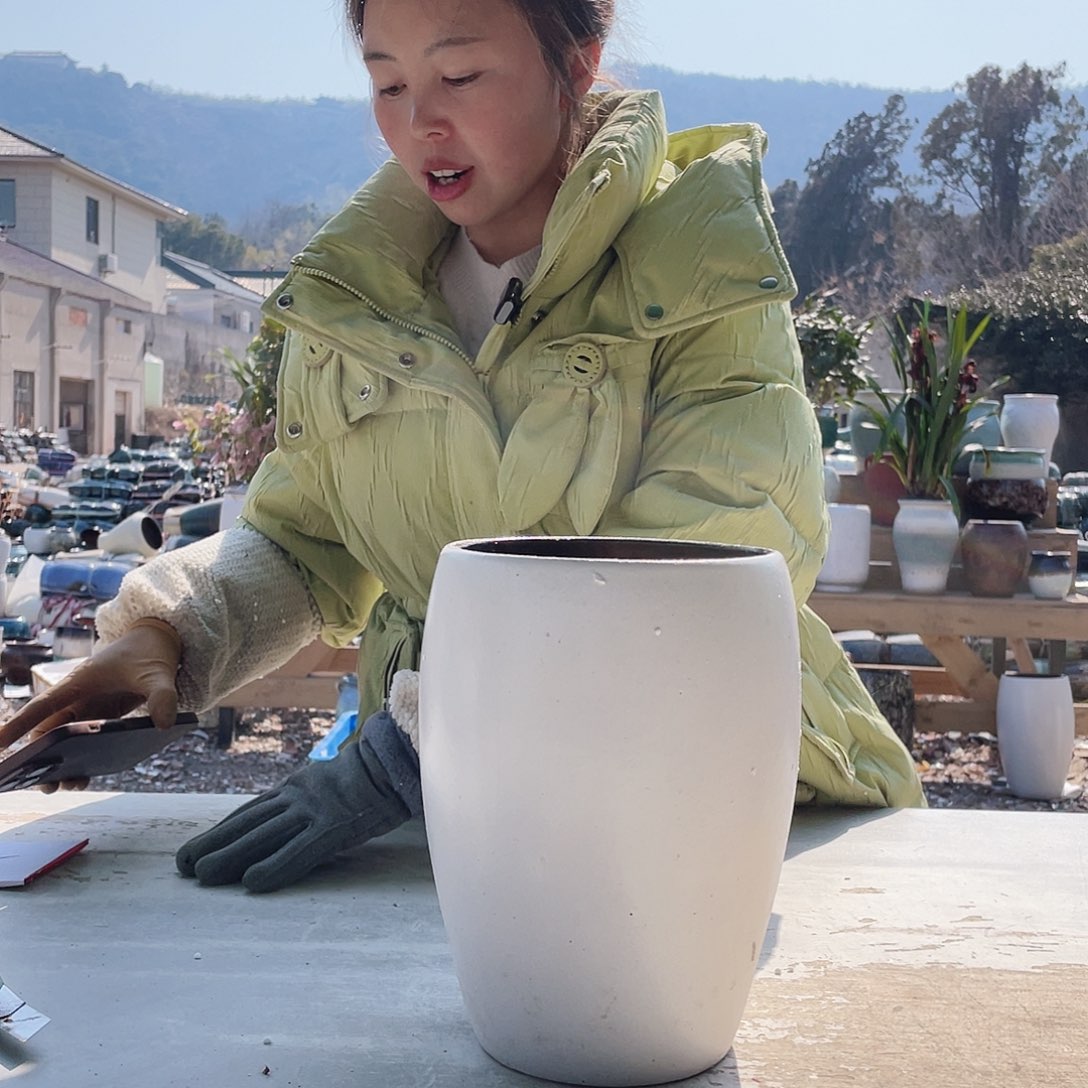 红陶王嫂花盆0210-271