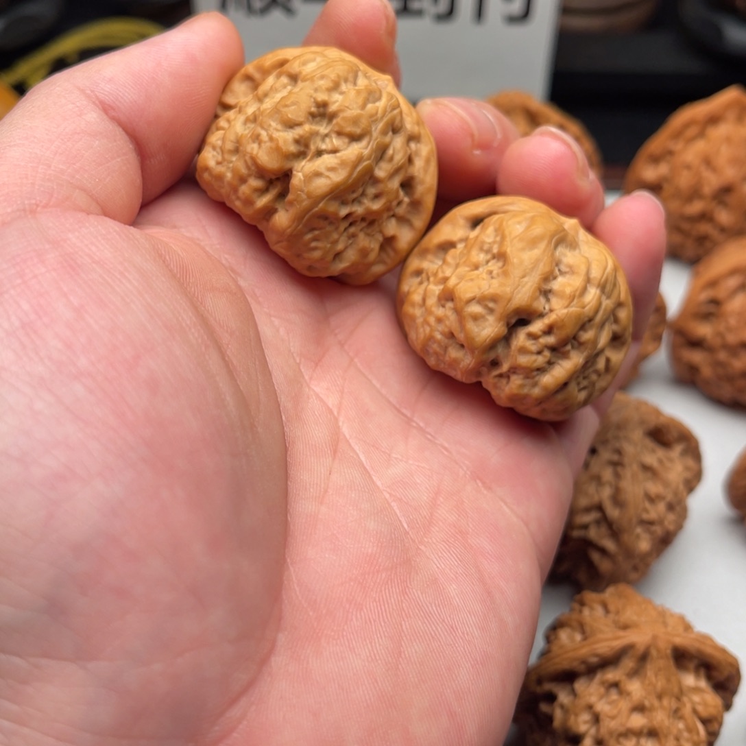 文玩核桃吊坠蓟县蛤蟆头