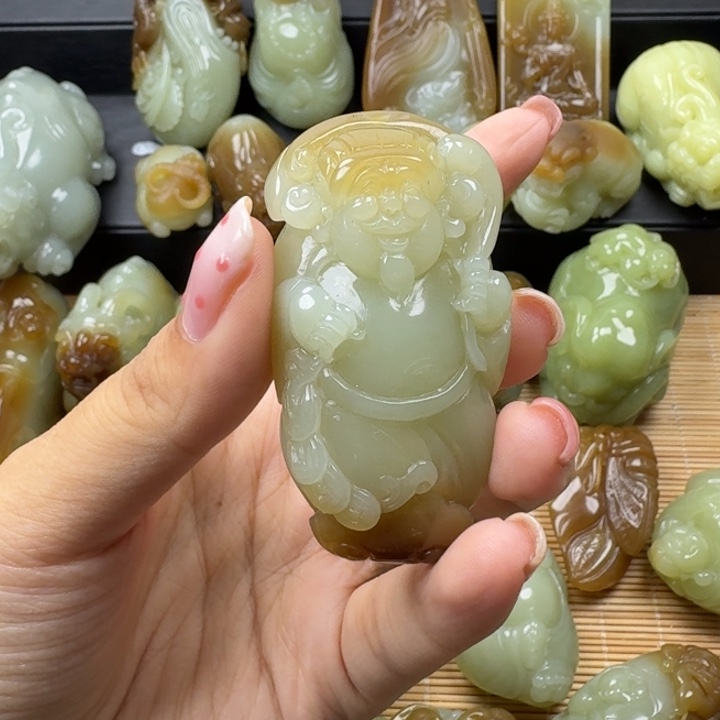 随****未镶嵌和田玉挂件