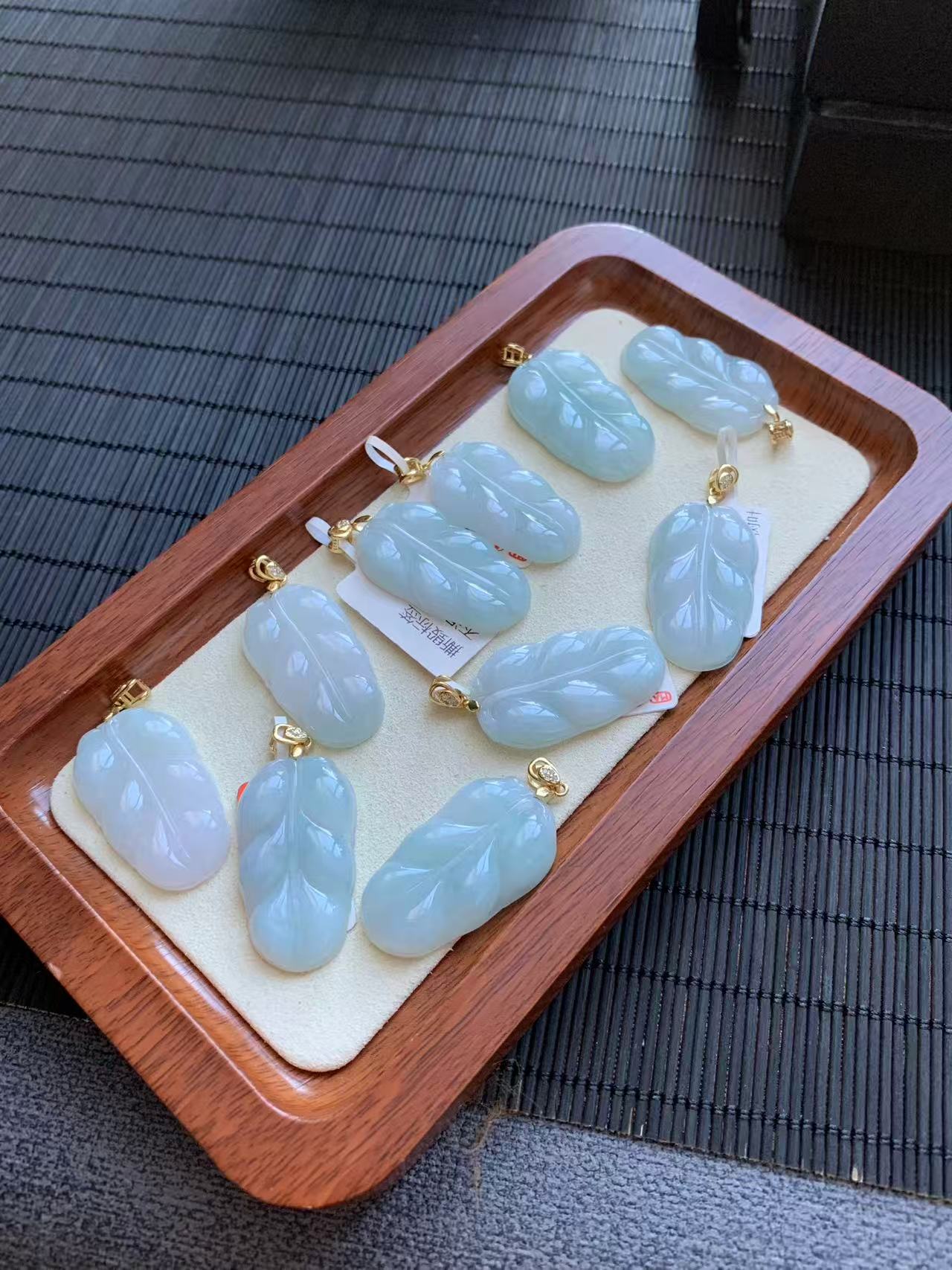 【波哥翡翠】天然缅甸翡翠S925银镶嵌树叶～CZH501～多样性一件发
