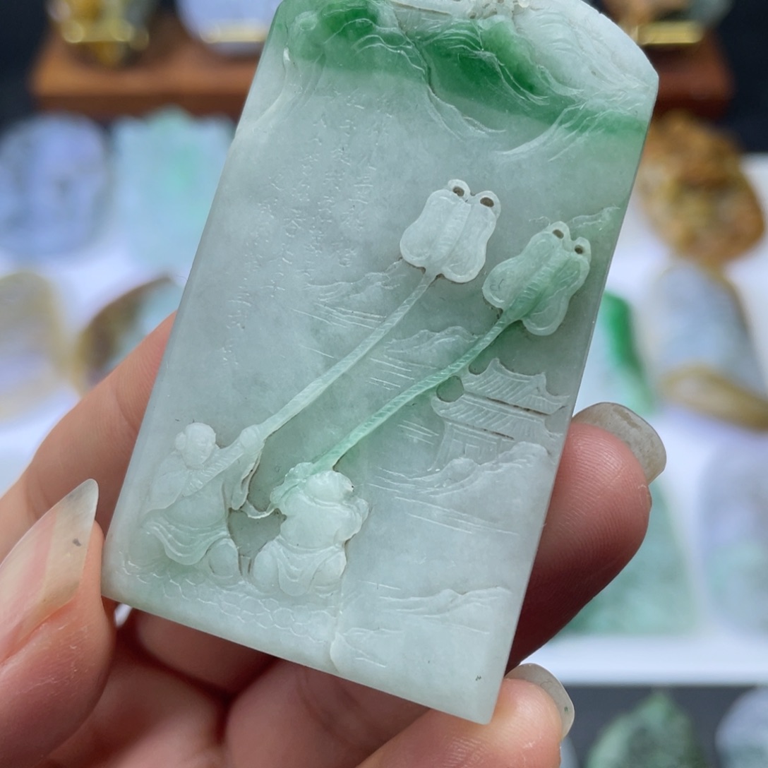 定制翡翠未镶嵌山水