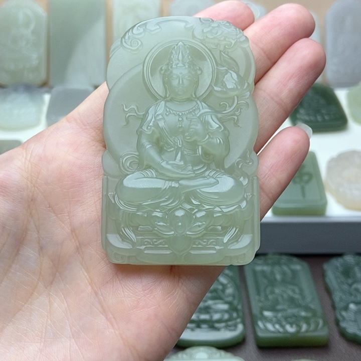 和田玉颈饰未镶嵌人***风