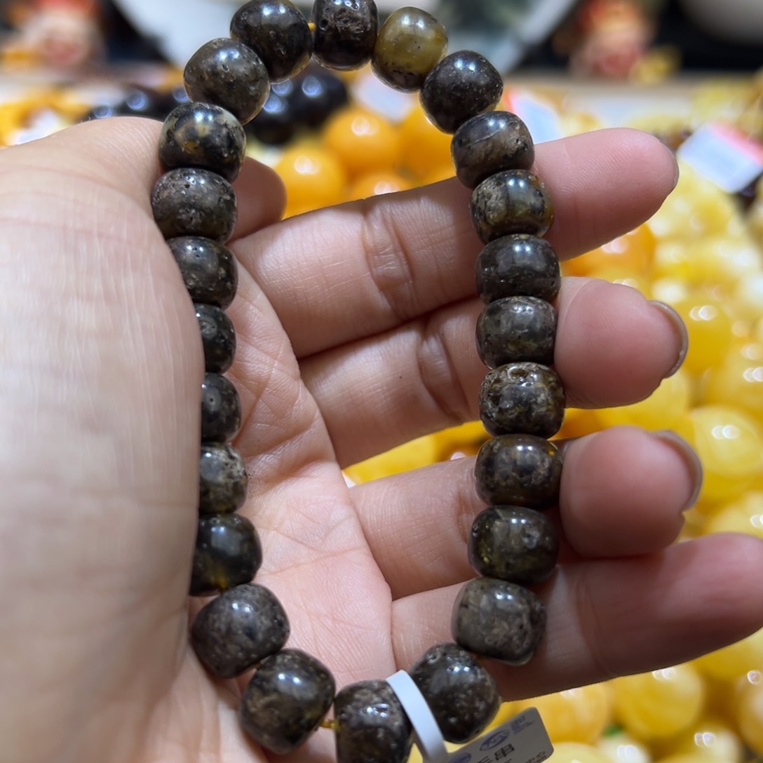 琥珀珠宝奇石未镶嵌