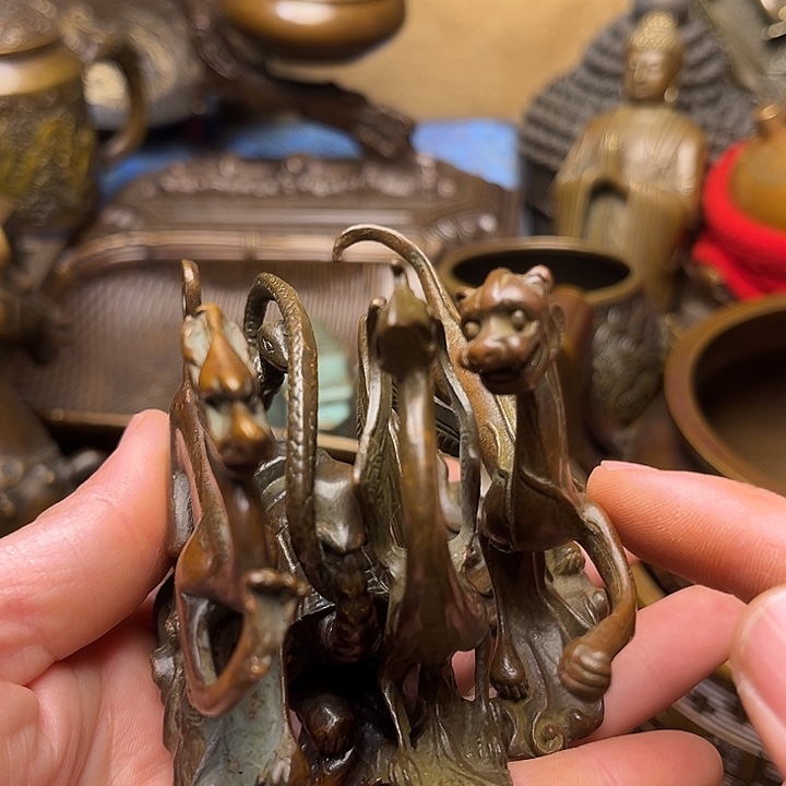 精美铜器批发档口