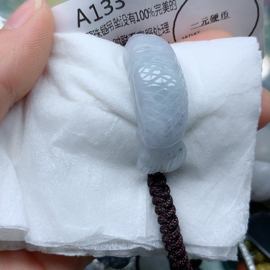 翡翠颈饰未镶嵌翡翠