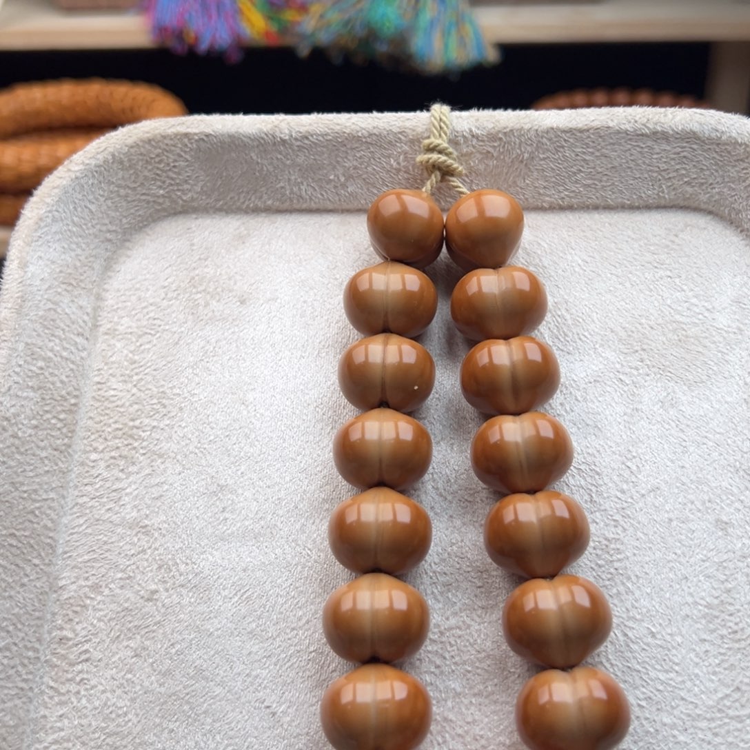 谢***爷猴头核桃手串猴头