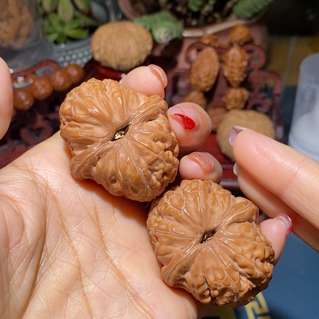 文玩核桃把件青****华元宝45