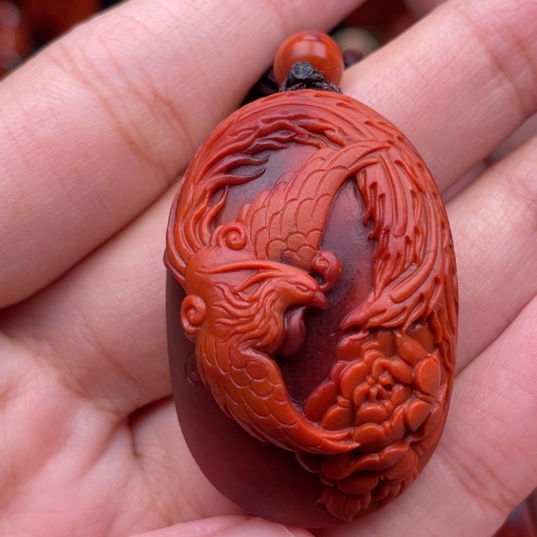 南红玛瑙未镶嵌珠宝奇石凤凰戏牡丹吊坠