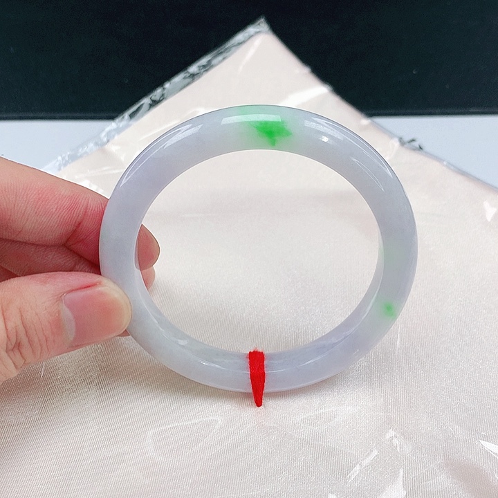 翡翠未镶嵌手镯圈56。04074