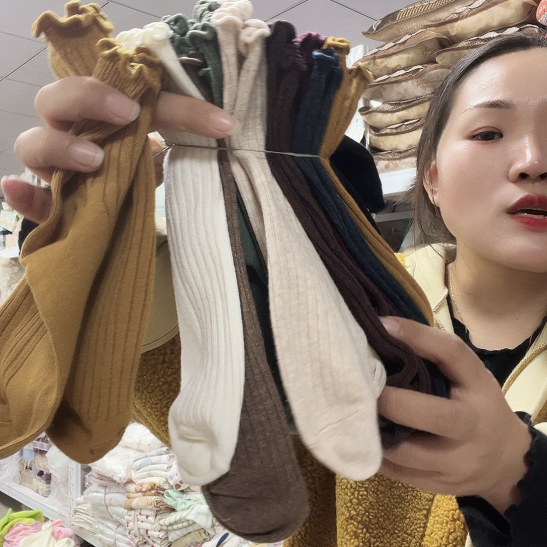 雪尼尔啦咯啦咯啦咯啦咯啦