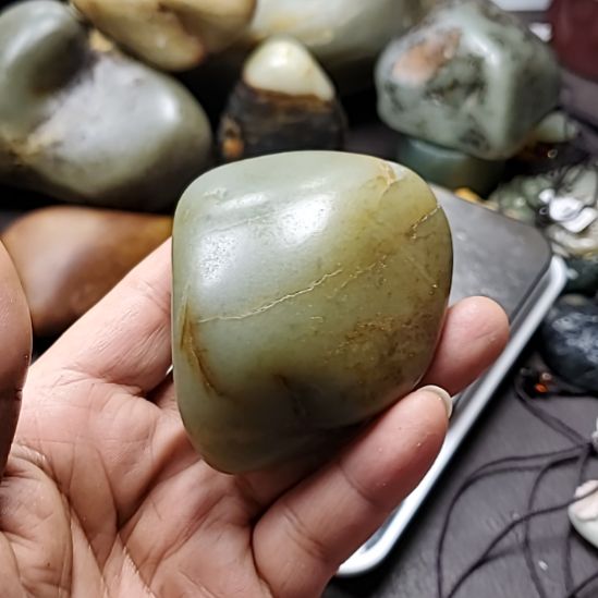 和田玉（糖玉）未镶嵌挂件