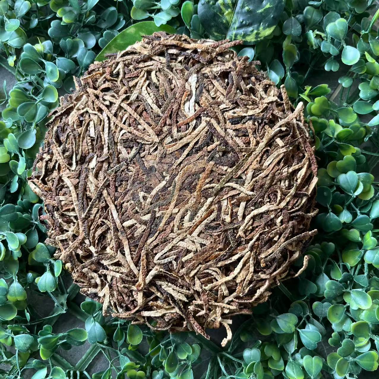 雨腾妹夫  “天地能L 紫薇X经”金丹F照””陈皮丝饼200g/饼 (7月7）