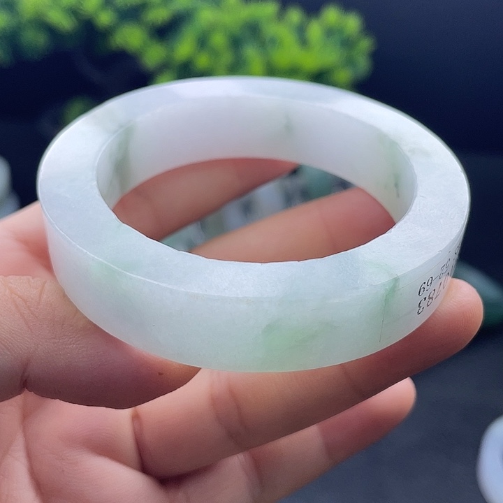 定制翡翠不退不换未镶嵌