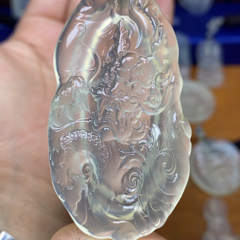 【闪购商品】蛇纹石玉颈饰未镶嵌