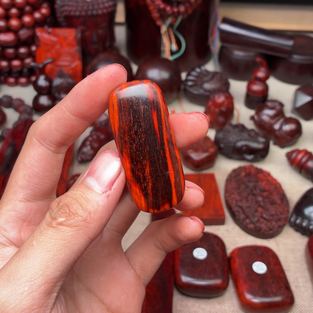 檀香紫檀（小叶紫檀）