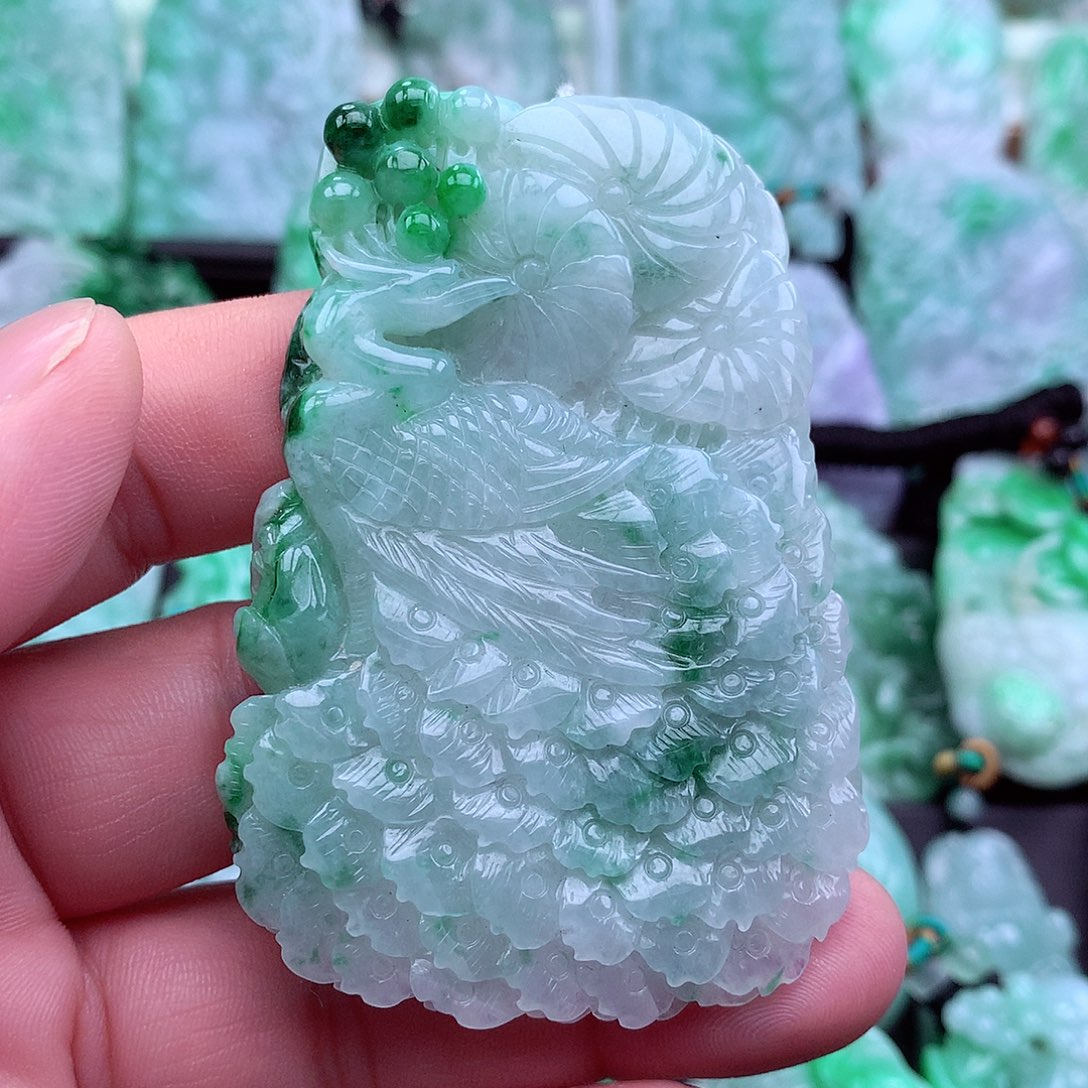 翡翠吊坠(不含链)未镶嵌
