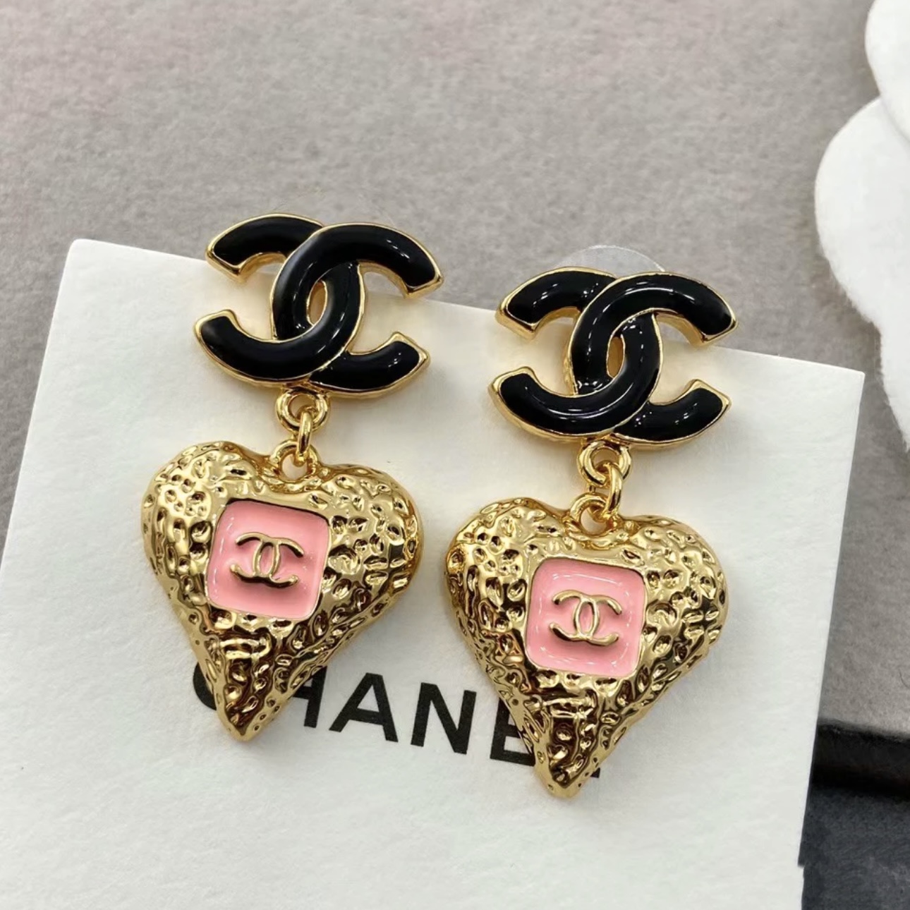 99新 Chanel/香奈儿 蔚蓝中古/23k黑色双C珐琅金色熔岩耳钉 