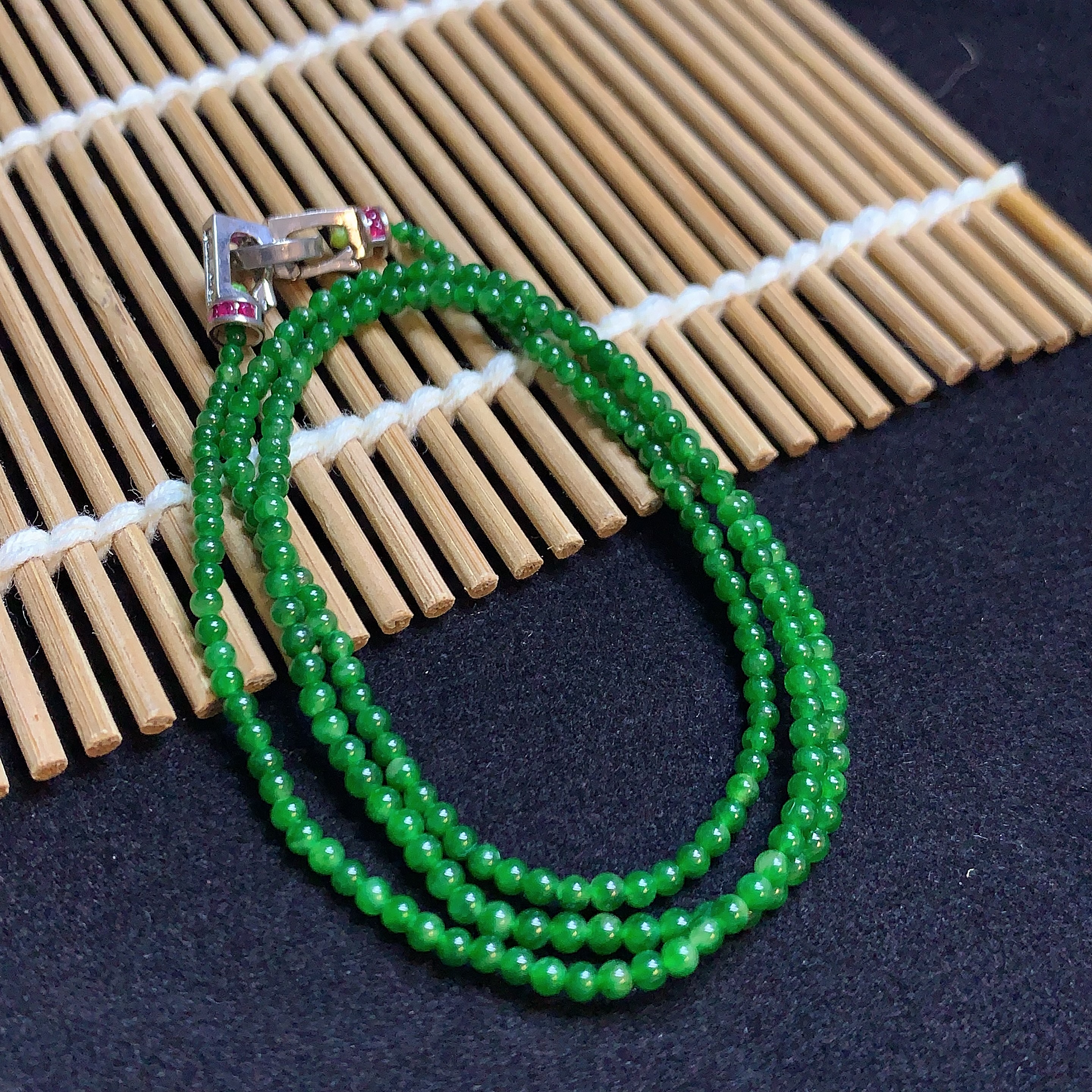 【琪宝臻选】冰绿小米项链 卡2.1-2.5mm 天然缅甸翡翠A货 95折