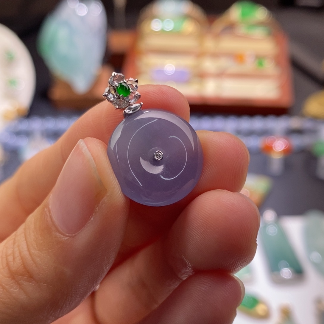 定制翡翠18K金镶嵌吊坠