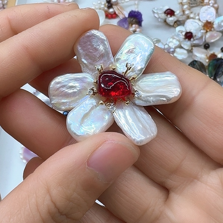 淡水珍珠胸饰银S925镶嵌