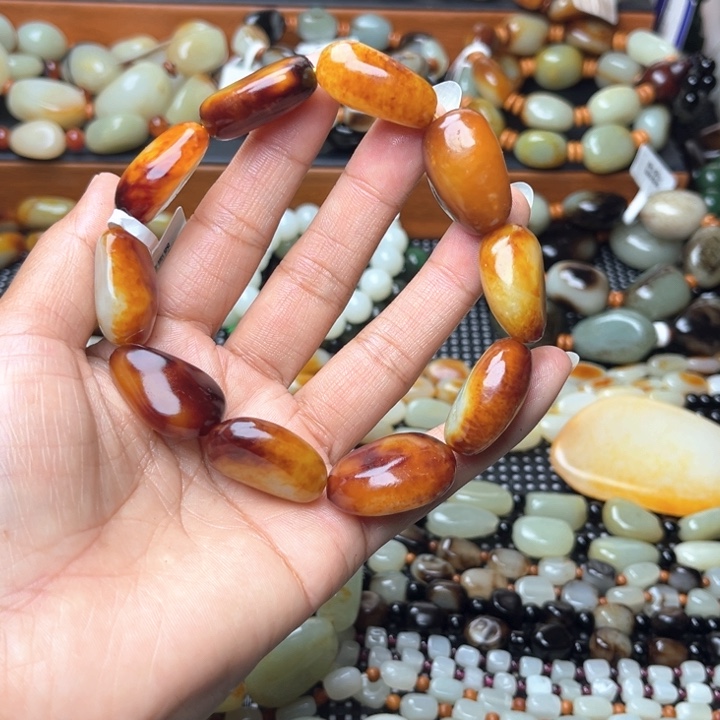 一***秋和田玉未镶嵌手链