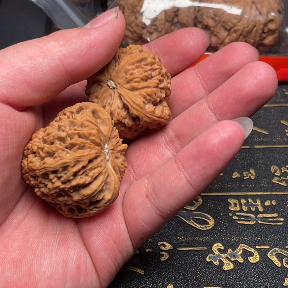 文玩核桃把件忍**～南疆