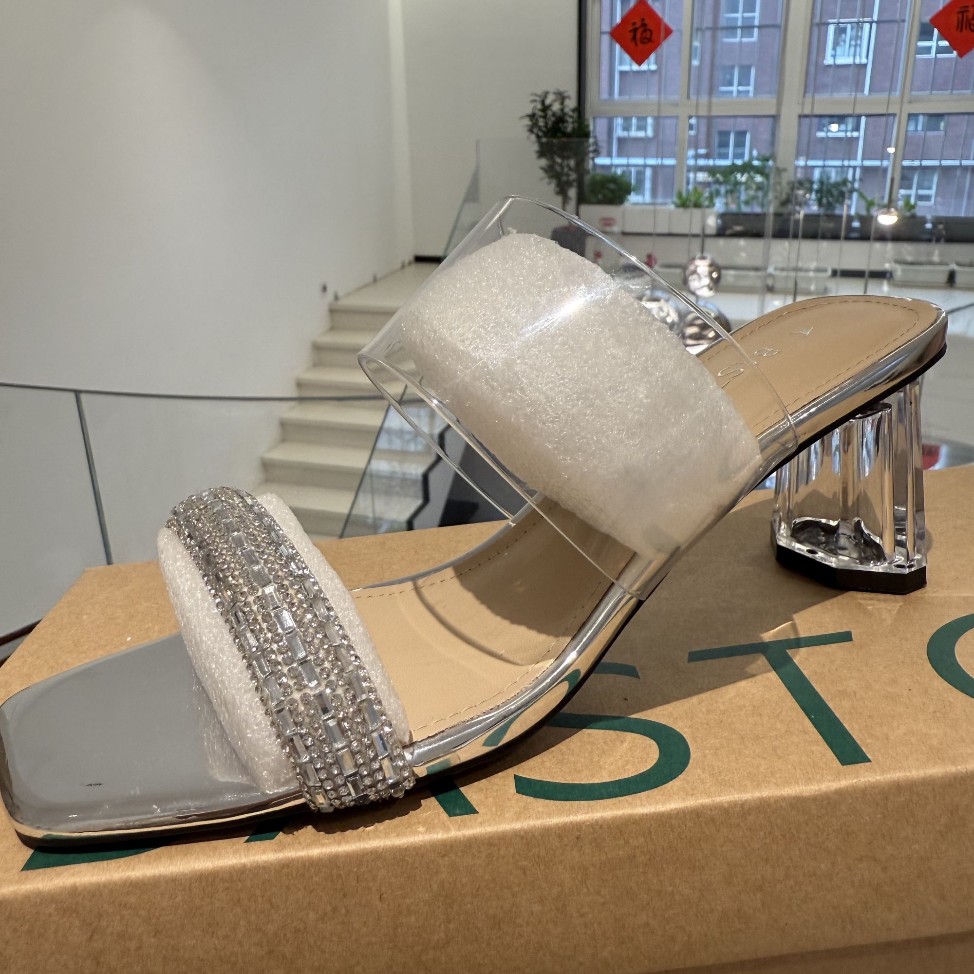 夏季公主风水钻一字带外穿凉鞋（跟高6cm）