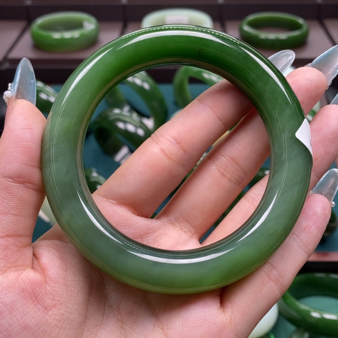 和田玉（碧玉）未镶嵌手镯5758