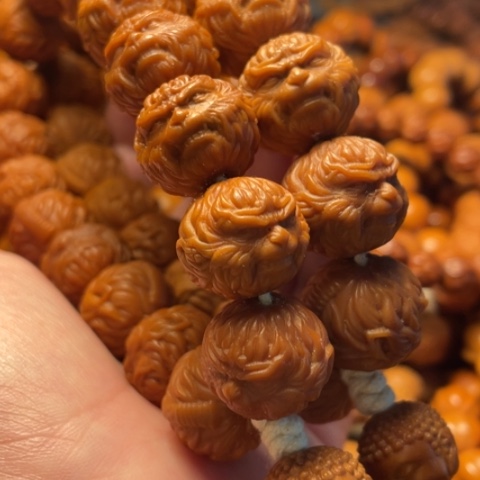 手串猴头核桃是**任舞台