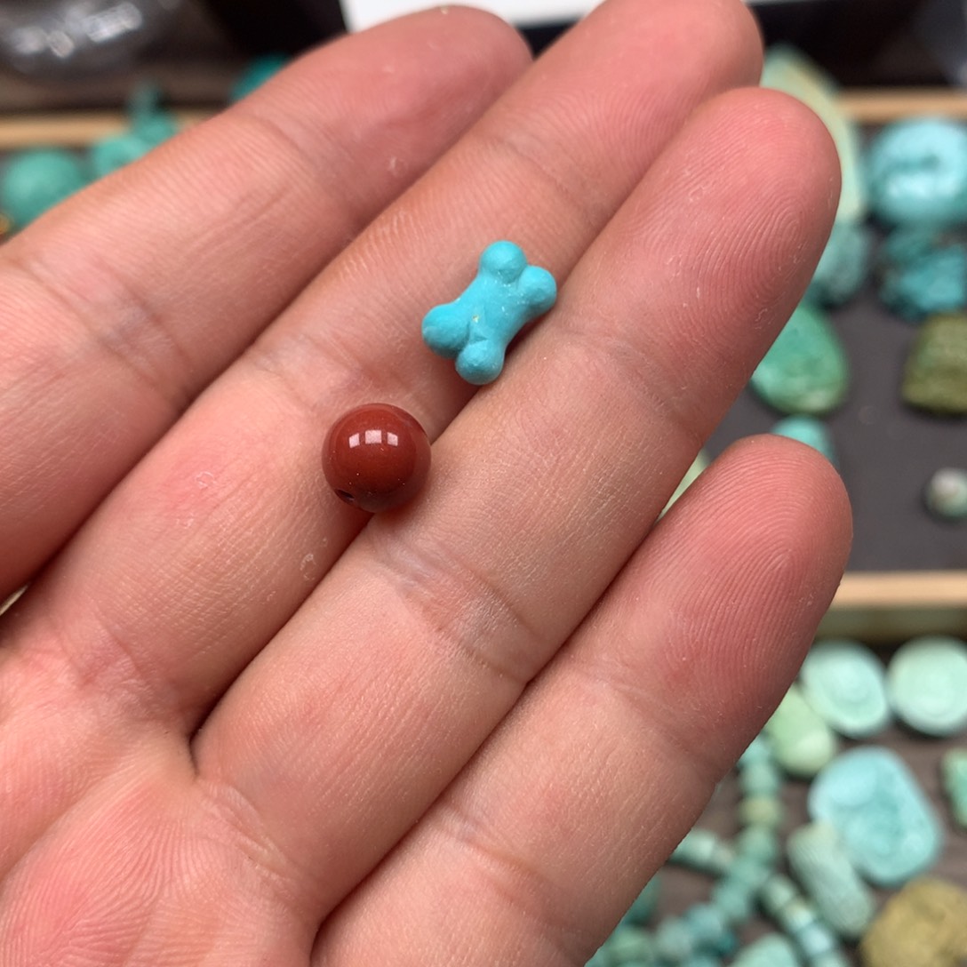 南红玛瑙雕刻未镶嵌