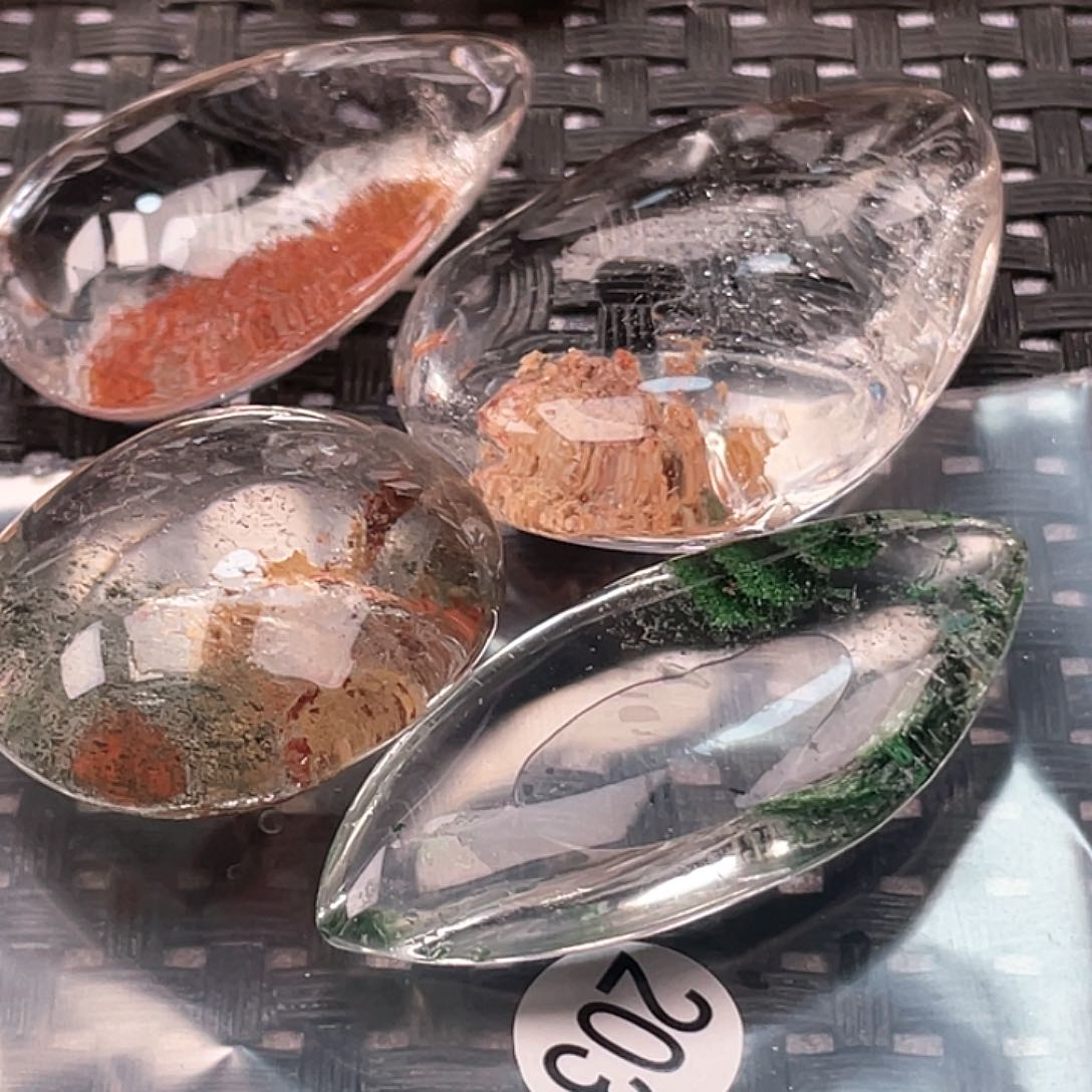 【闪购商品】颈饰未镶嵌水晶三**泰