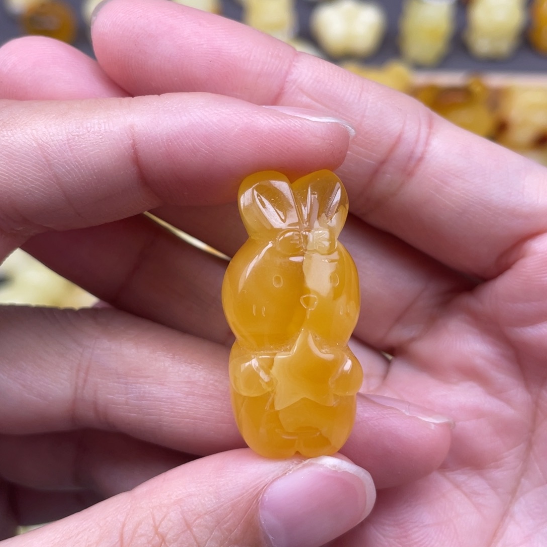 裸石琥珀未镶嵌蜜蜡