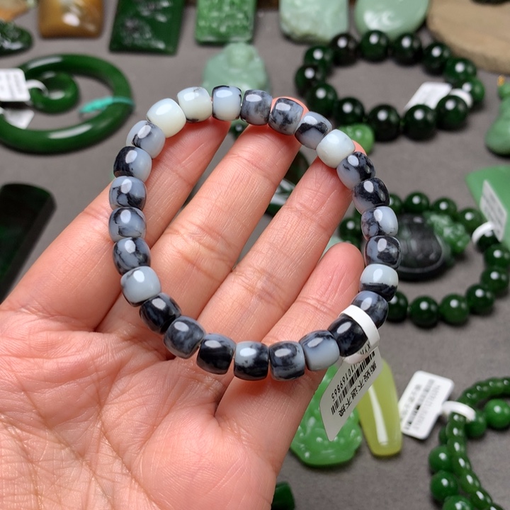 和田玉未镶嵌手串