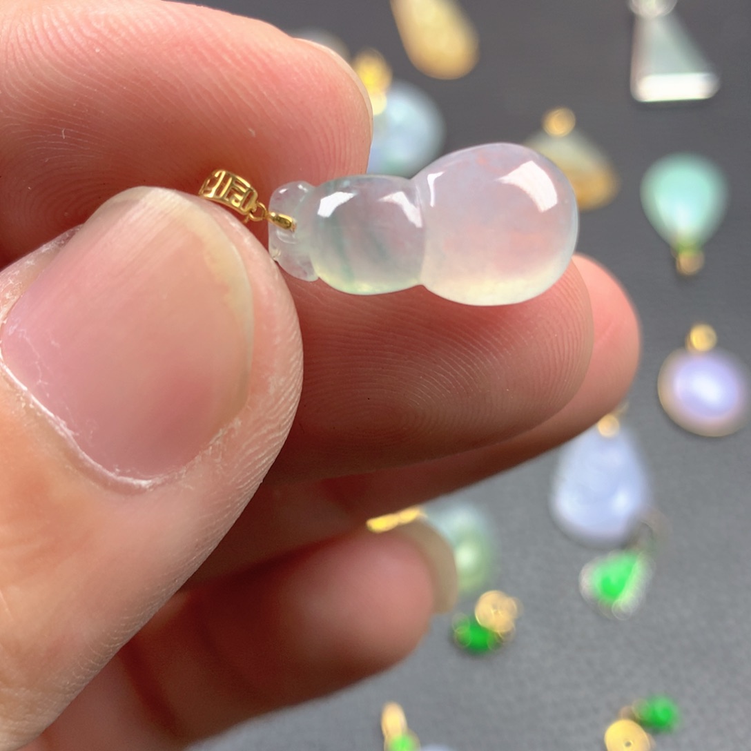 【闪购商品】颈饰18K金镶嵌翡翠翡翠