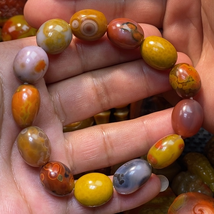 玛瑙/玉髓战国红手链未镶嵌郭*