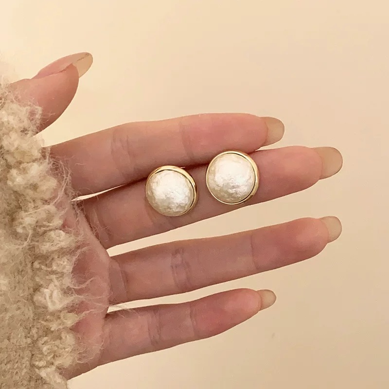 铜合金仿珍珠耳饰 【云朵泡芙】耳钉女圆形耳环时尚气质小香风耳饰