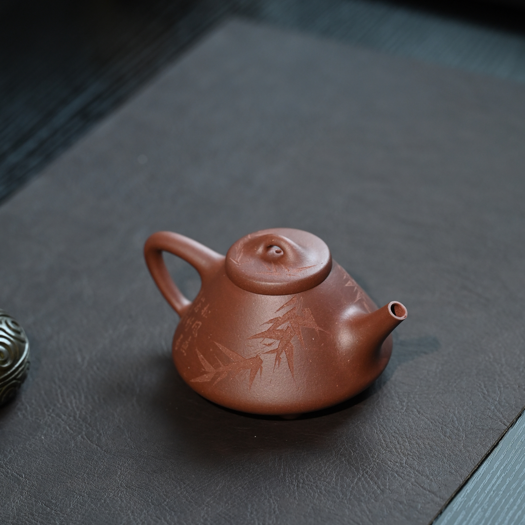 黄龙山四号井底槽清子冶壶：225c！工艺师王静刻