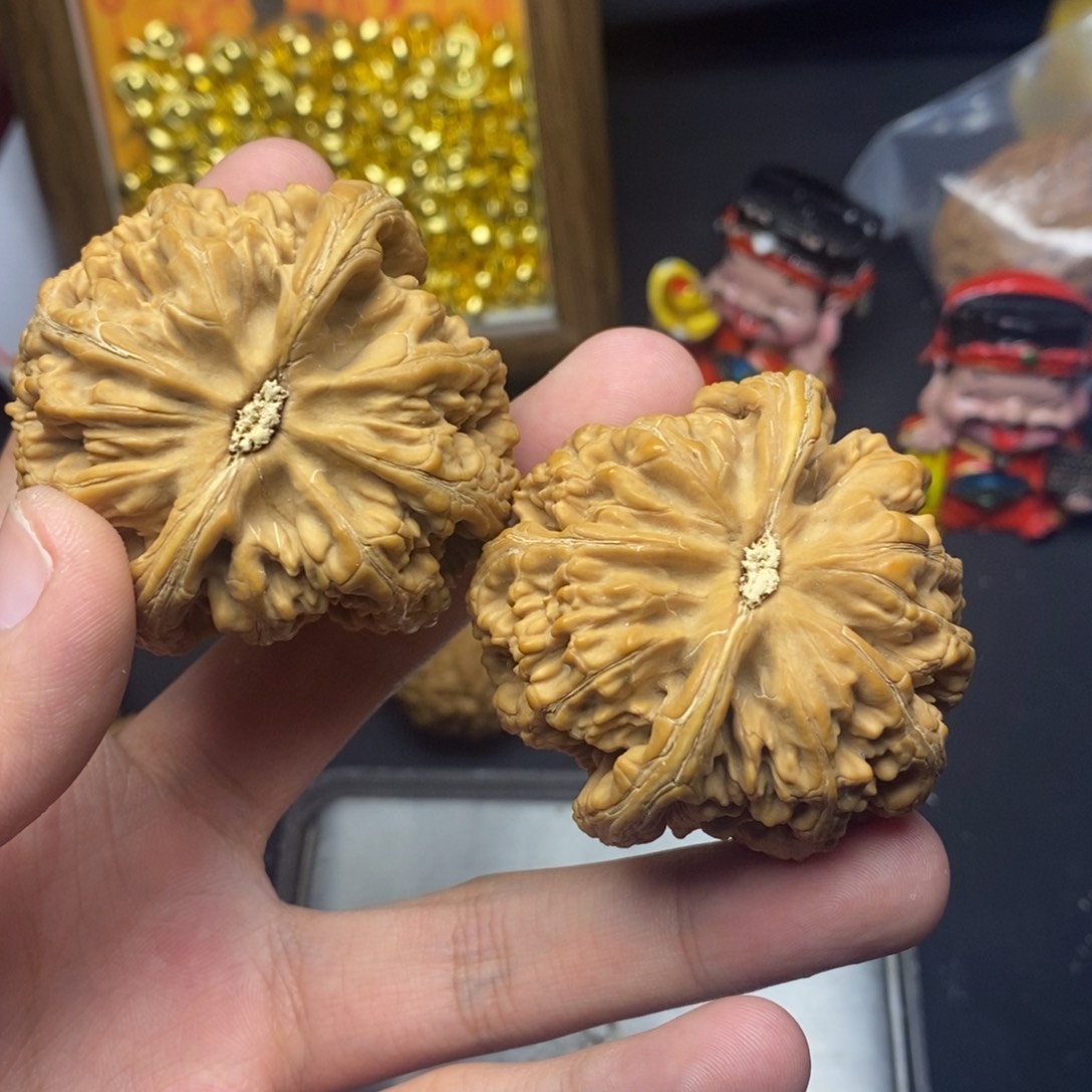 吊坠文玩核桃50粗筋