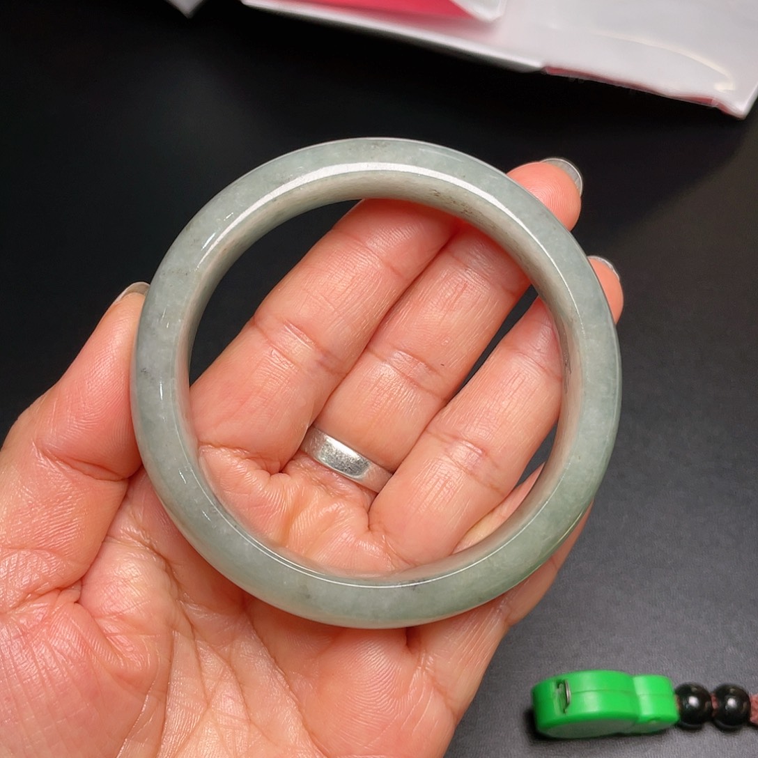 翡翠未镶嵌手镯天然翡翠手镯