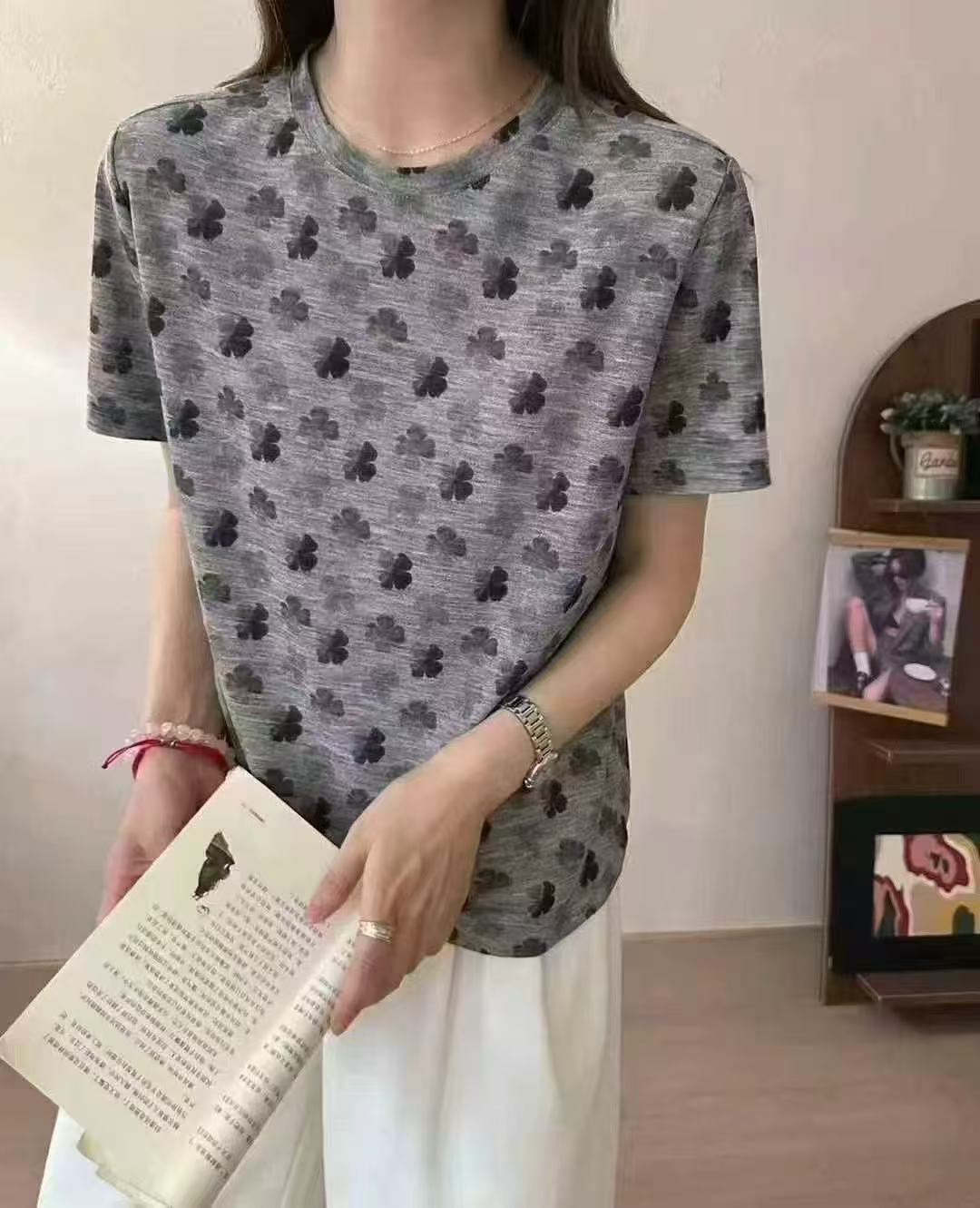 5882夏季新款气质正版圆领印花短袖T恤女薄款时尚复古流行上衣花T