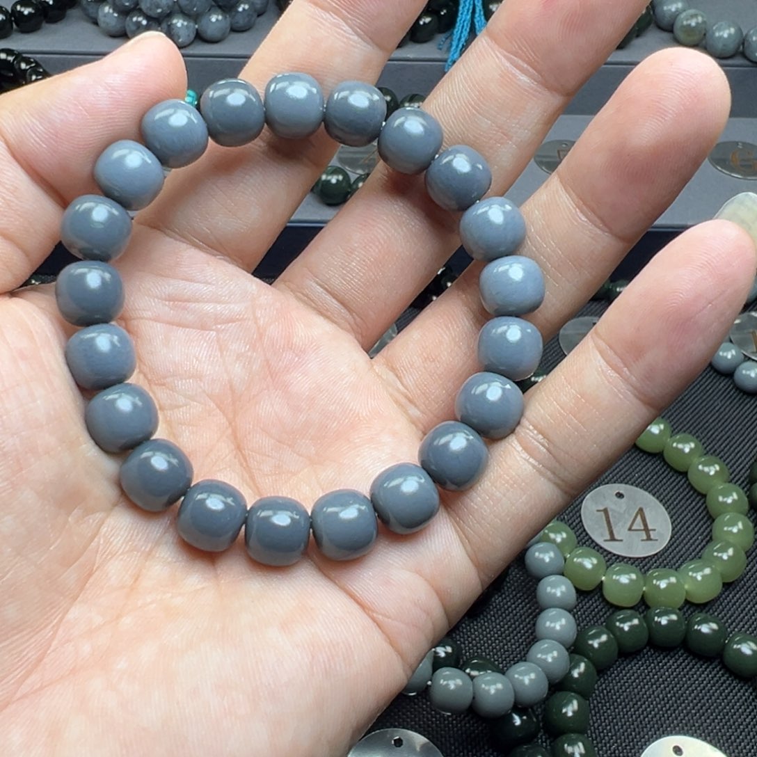 和田玉未镶嵌手链