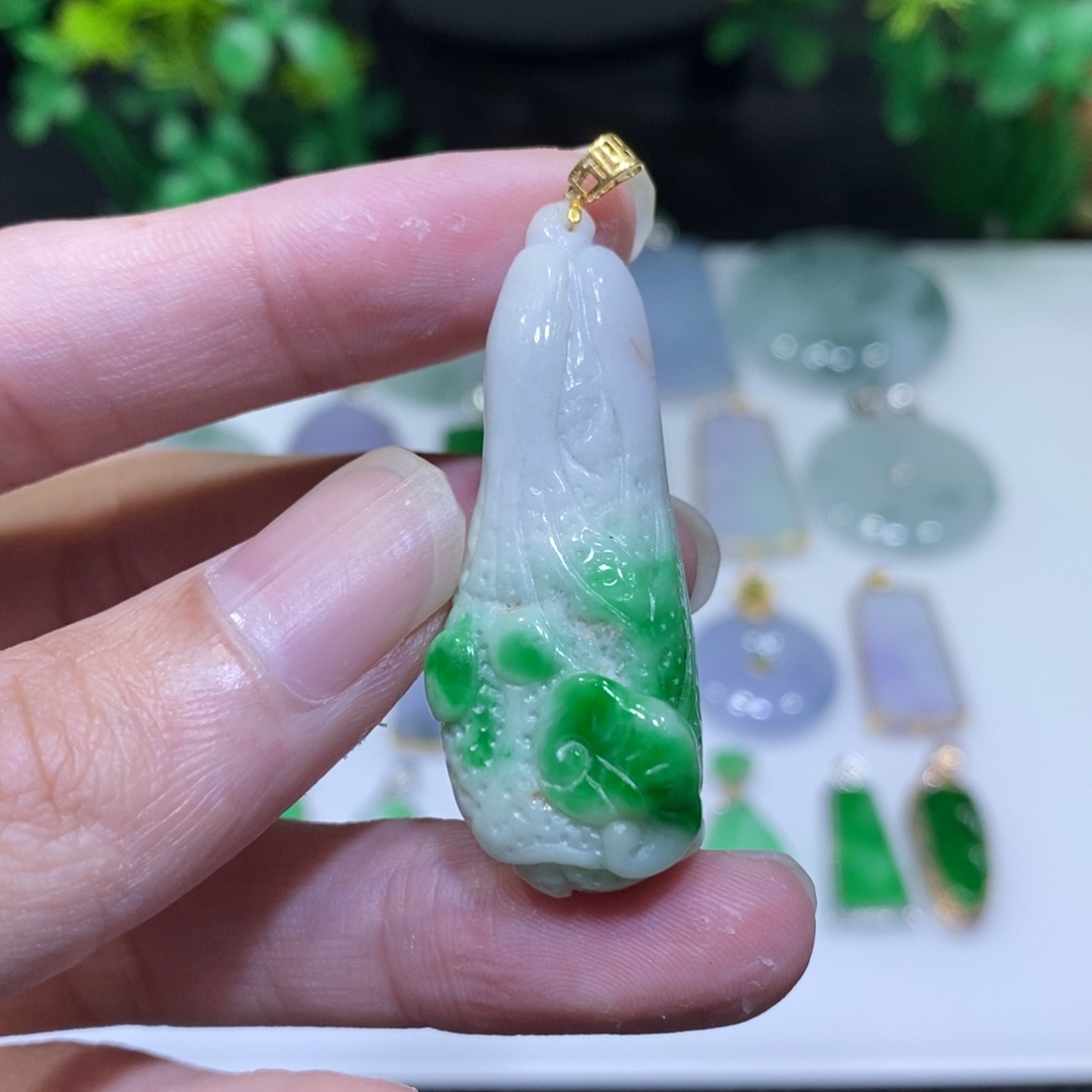 翡翠18K金镶嵌吊坠(不含链)